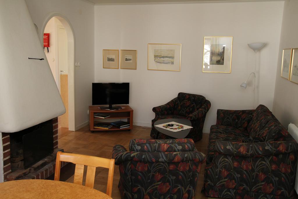 Aelvnaera Bed & Breakfast Karlstad Bagian luar foto