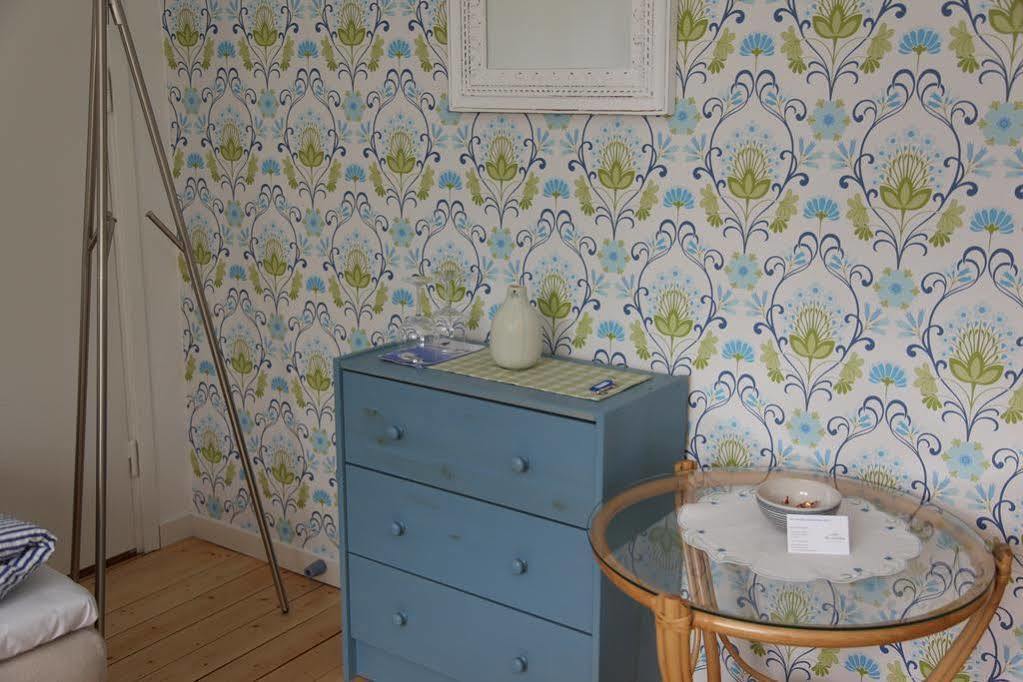 Aelvnaera Bed & Breakfast Karlstad Bagian luar foto